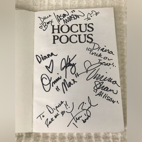 Hocus Pocus: Junior Novelization by Todd Strasser Vintage (Signed by Cast) - Picture 7 of 7